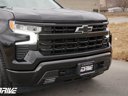 Used 2024 Chevrolet Silverado 1500 RST w/ Protection Package AWD/4WD image 3
