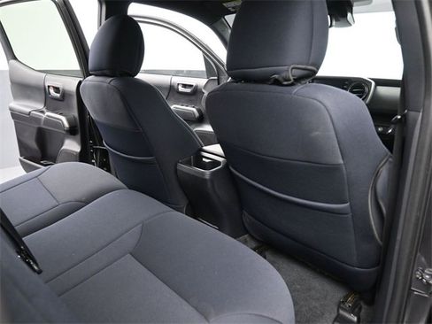 Used 2020 Toyota Tacoma TRD Sport image 25