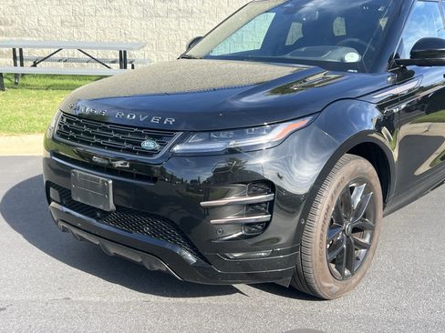 Certified 2024 Land Rover Range Rover Evoque Dynamic SE AWD/4WD image 11