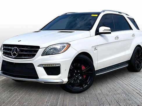 Used 2014 Mercedes-Benz ML 63 AMG 4MATIC image 3