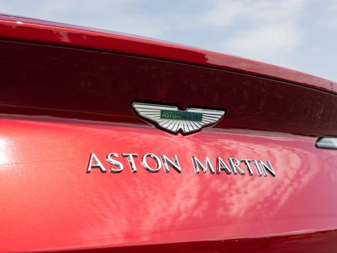 Used 2025 Aston Martin DB12 Convertible RWD image 45