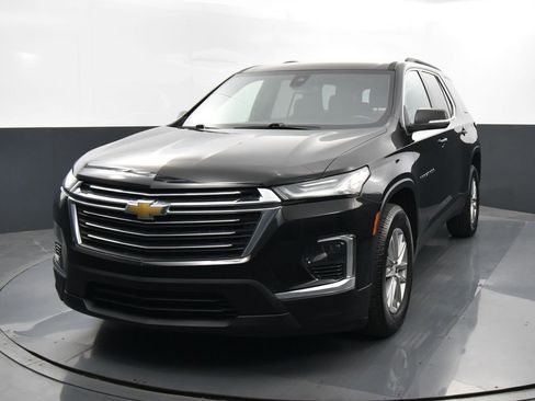 Used 2022 Chevrolet Traverse LT image 5