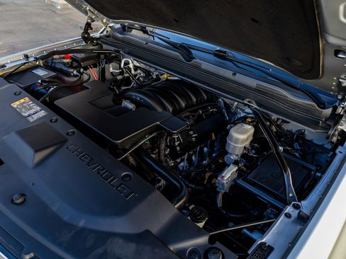 Used 2018 Chevrolet Tahoe LS image 38