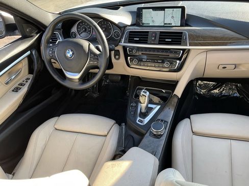 Used 2017 BMW 330e image 52