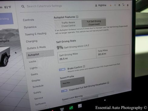 Used 2024 Tesla Cybertruck Cyberbeast image 30