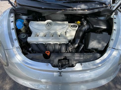 Used 2008 Volkswagen Beetle S image 22