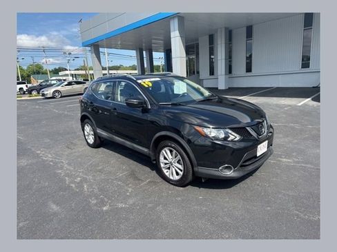 Used 2019 Nissan Rogue Sport SV w/ All-Weather Package AWD/4WD image 1