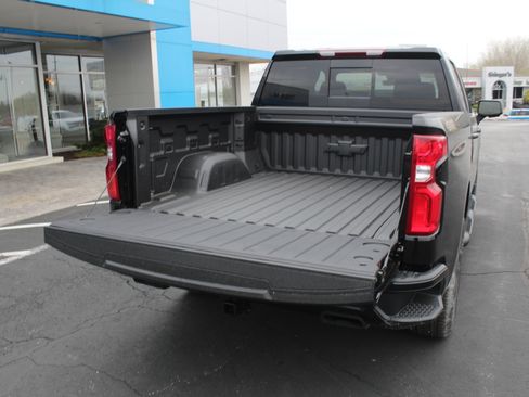 New 2026 Chevrolet Silverado 1500 RST w/ Redline Edition image 17