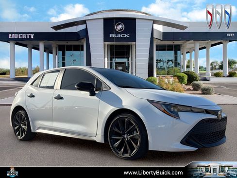 Used 2020 Toyota Corolla SE w/ Carpet Mat Package FWD image 1