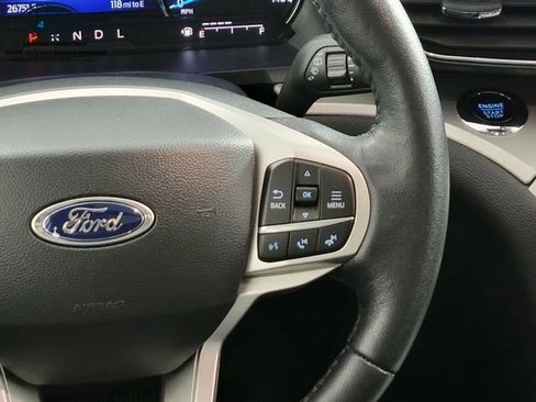 Used 2023 Ford Explorer XLT w/ Equipment Group 202A image 30