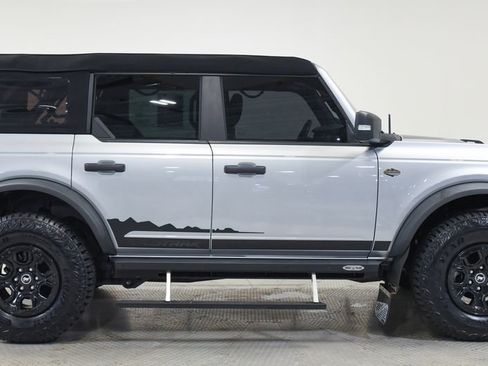 Used 2023 Ford Bronco Wildtrak AWD/4WD image 15