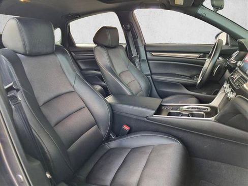 Used 2019 Honda Accord Sport image 18