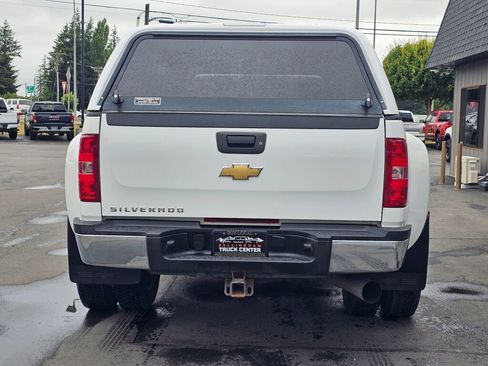 Used 2009 Chevrolet Silverado 3500 LT AWD/4WD image 4