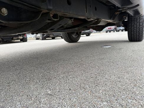 Used 2017 Jeep Wrangler Unlimited Sahara image 27