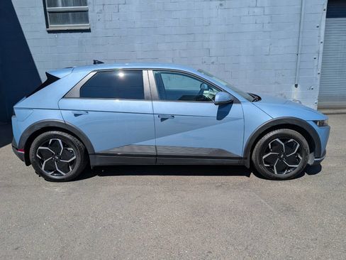 Used 2024 Hyundai Ioniq 5 SEL AWD/4WD image 2