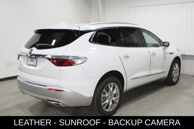 Used 2023 Buick Enclave Essence w/ Experience Buick Package FWD image 34