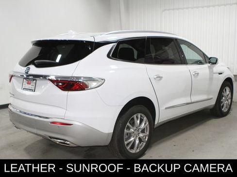 Used 2023 Buick Enclave Essence w/ Experience Buick Package FWD image 34