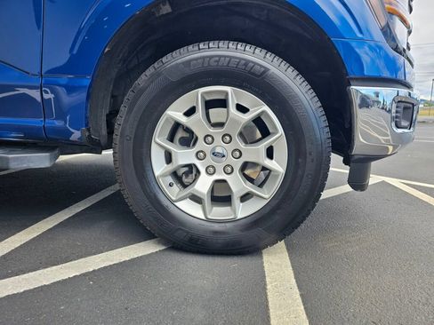 Used 2025 Ford F150 XLT w/ Equipment Group 301A Standard AWD/4WD image 9