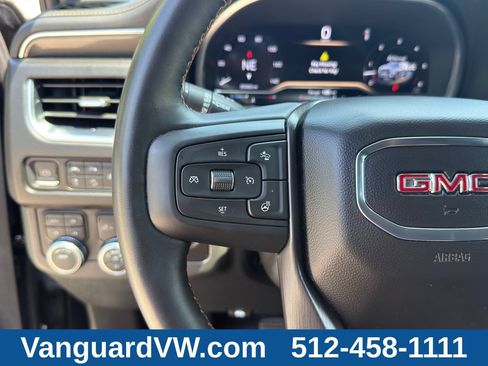 Used 2023 GMC Yukon AT4 AWD/4WD image 19