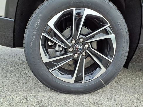 New 2026 Buick Enclave Sport Touring w/ Power Package image 31