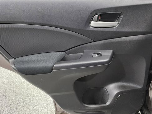 Used 2014 Honda CR-V LX image 25