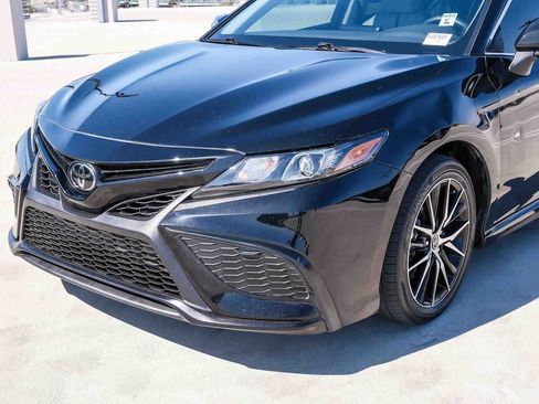 Used 2023 Toyota Camry SE w/ Cold Weather Package AWD/4WD image 11
