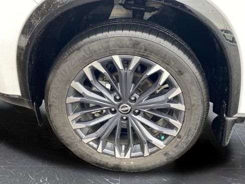 Used 2024 Nissan Rogue Platinum w/ Platinum Premium Package image 36