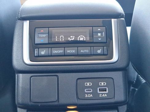 Used 2024 Subaru Ascent Limited w/ Technology Package image 20
