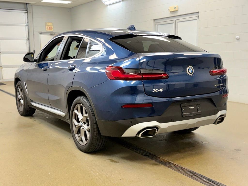 Used 2022 BMW X4 xDrive30i w/ Convenience Package AWD/4WD image 8