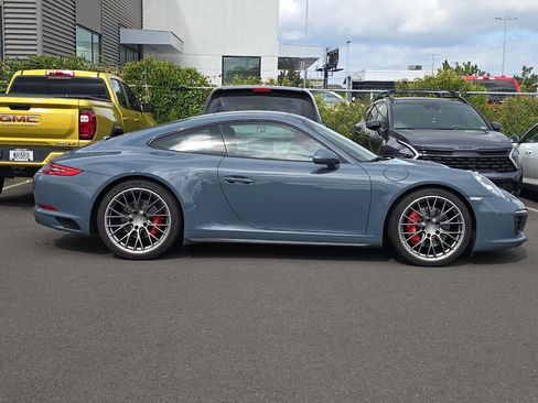 Used 2017 Porsche 911 Carrera 4S AWD/4WD image 3
