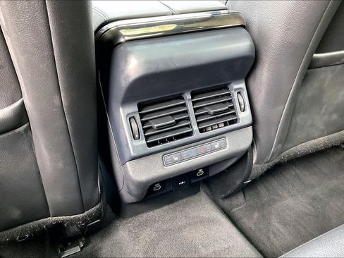 Used 2026 Land Rover Range Rover Evoque S image 10