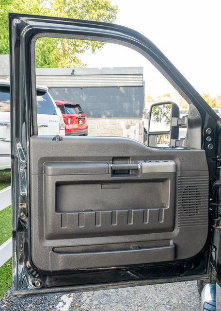 Used 2011 Ford F250 Lariat w/ FX4 Off Road Pkg AWD/4WD image 17