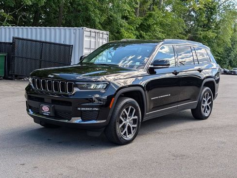 Used 2025 Jeep Grand Cherokee L Limited AWD/4WD image 11