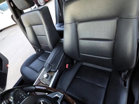 Used 2014 Mercedes-Benz E 350 4MATIC Sedan image 29