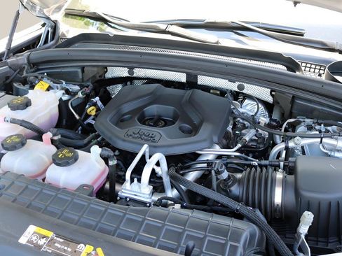 Used 2022 Jeep Grand Cherokee Limited 4xe w/ Luxury Tech Group II image 10