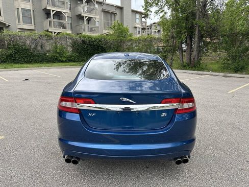 Used 2011 Jaguar XF R RWD image 3