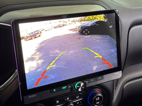 Used 2021 Chevrolet Silverado 1500 RST w/ Convenience Package II AWD/4WD image 18