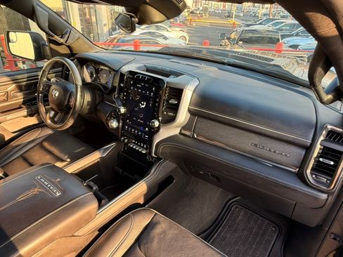 Used 2021 RAM 1500 Limited w/ Night Edition image 27