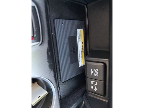 Used 2022 Honda Pilot Special Edition image 12