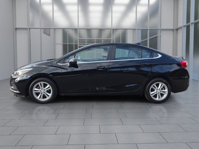 Used 2016 Chevrolet Cruze LT w/ Convenience Package FWD image 5