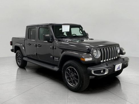Used 2022 Jeep Gladiator Overland w/ Popular Equipment Package AWD/4WD image 1