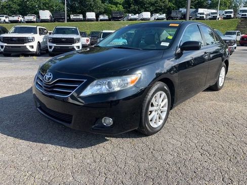 Used 2010 Toyota Camry XLE FWD image 4