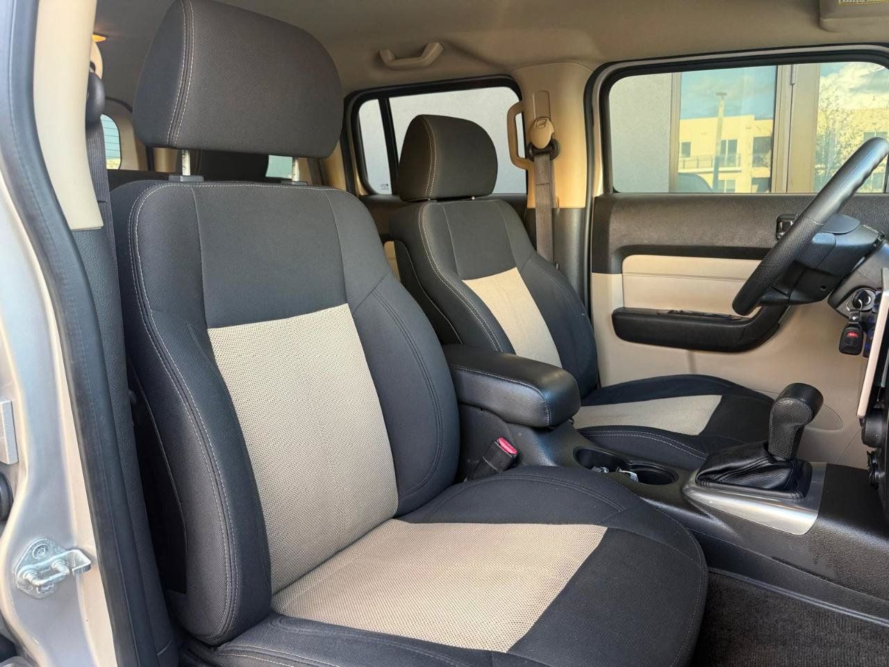 Used 2006 HUMMER H3 w/ Chrome Appearance Package AWD/4WD image 15