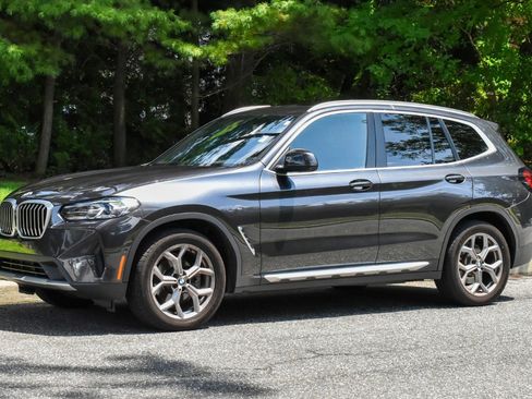 Used 2023 BMW X3 xDrive30i AWD/4WD image 2