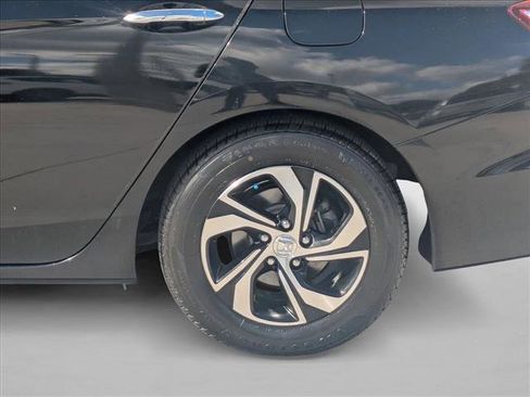 Used 2017 Honda Accord LX image 22