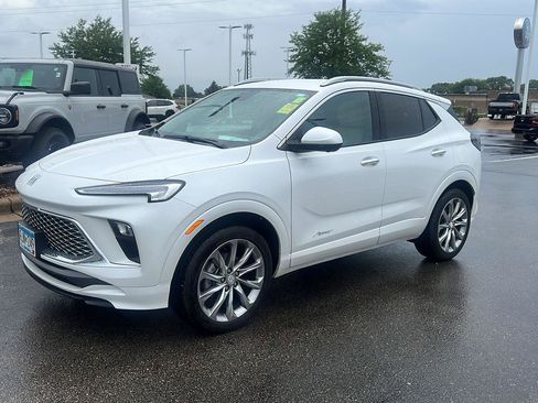 Used 2024 Buick Encore GX Avenir w/ Avenir Technology Package AWD/4WD image 10