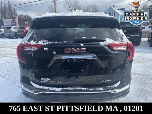 Used 2023 GMC Terrain Denali w/ Denali Premium Package image 6