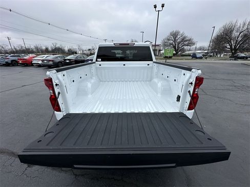 Used 2023 Chevrolet Silverado 1500 LT image 22