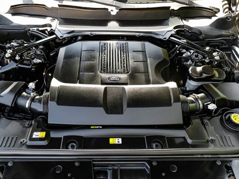 Used 2019 Land Rover Range Rover Supercharged image 56