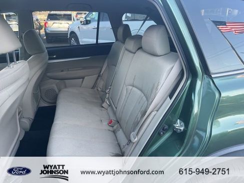 Used 2011 Subaru Outback 2.5i Premium w/ All-Weather Pkg image 10